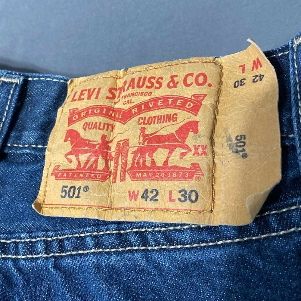Levi’s 501 button fly jeans. 42x30 - Picture 2 of 5